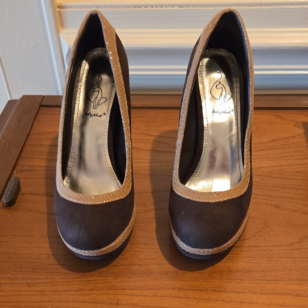 Baby Phat Elegant Brown and Tan Heels
